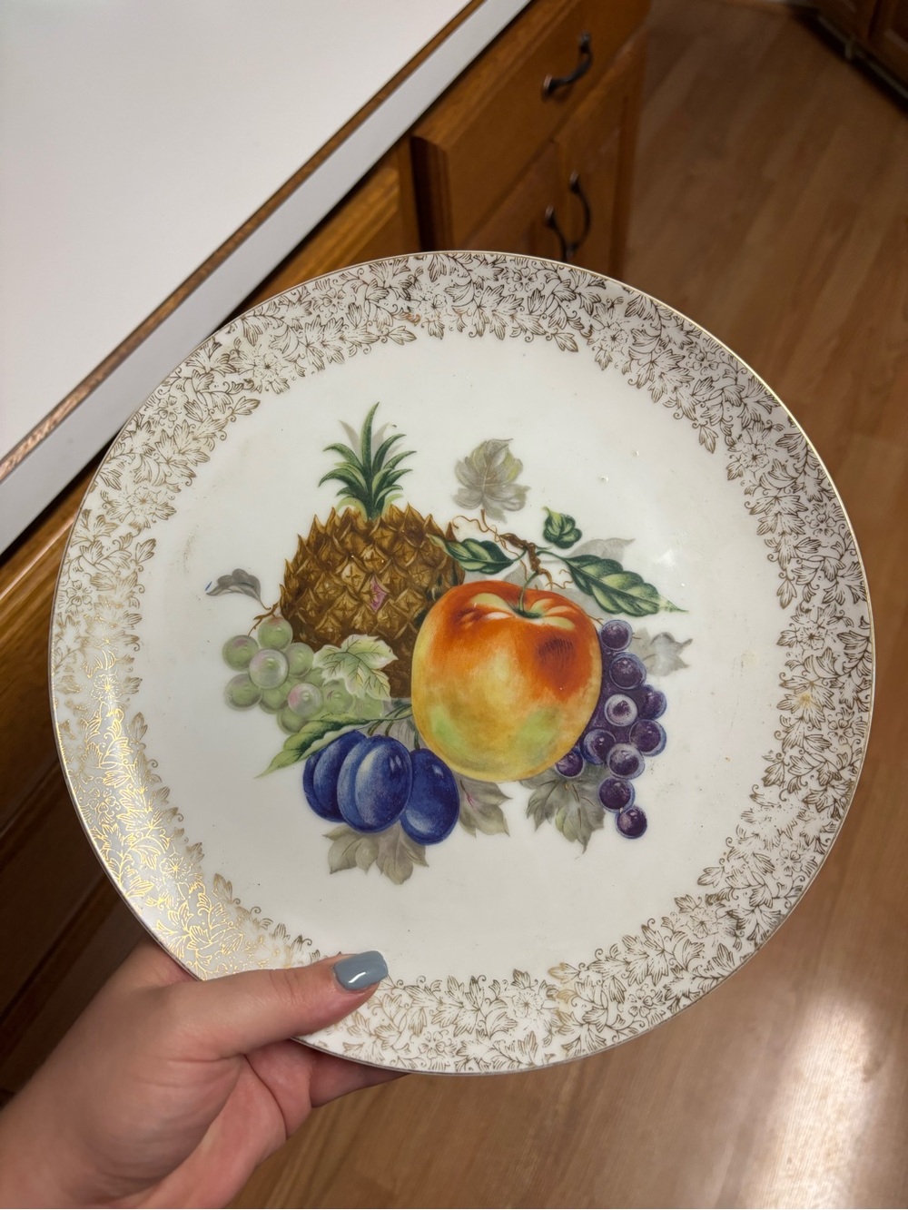 Vintage decorative wall plate